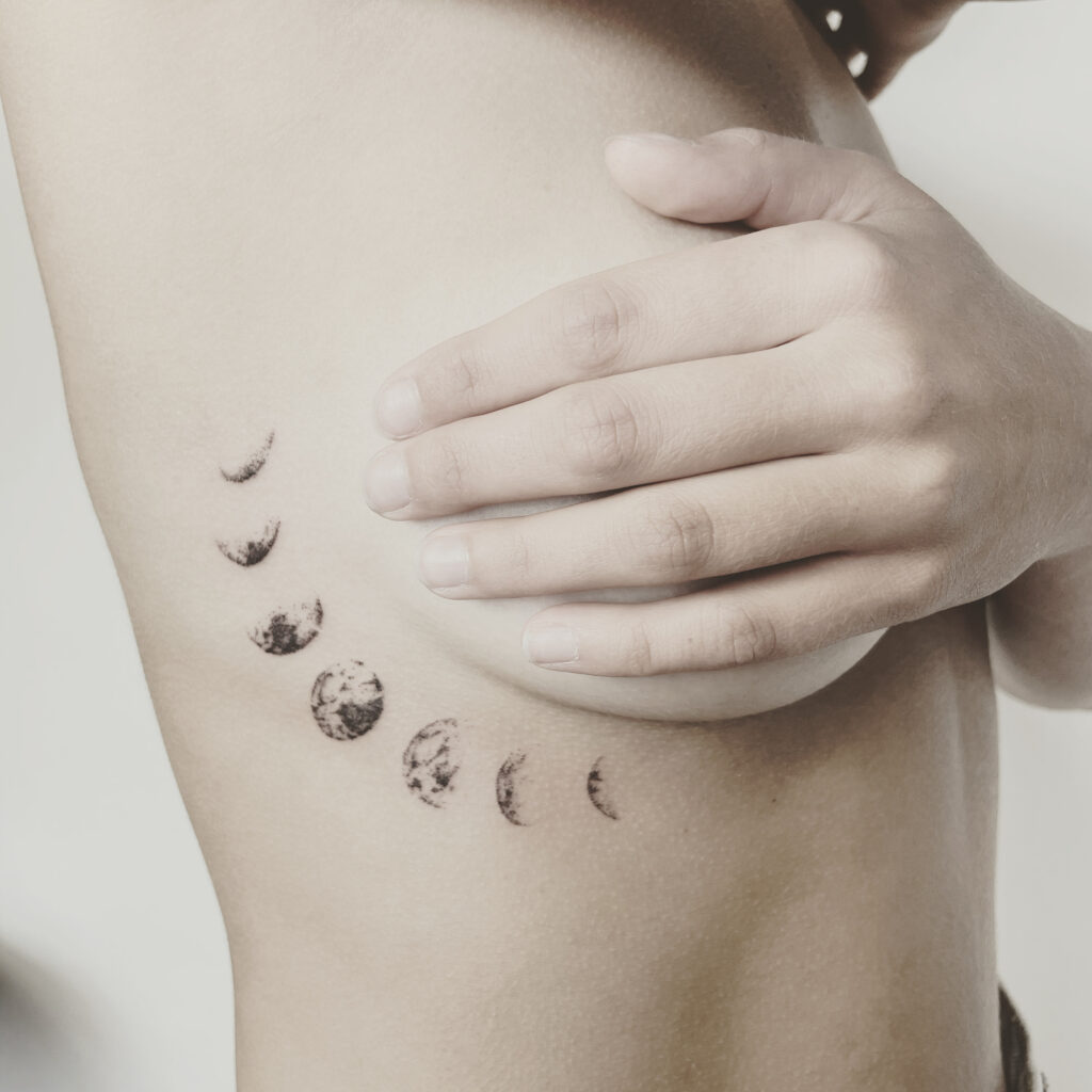 moon tattoo finelines zürich dotwork