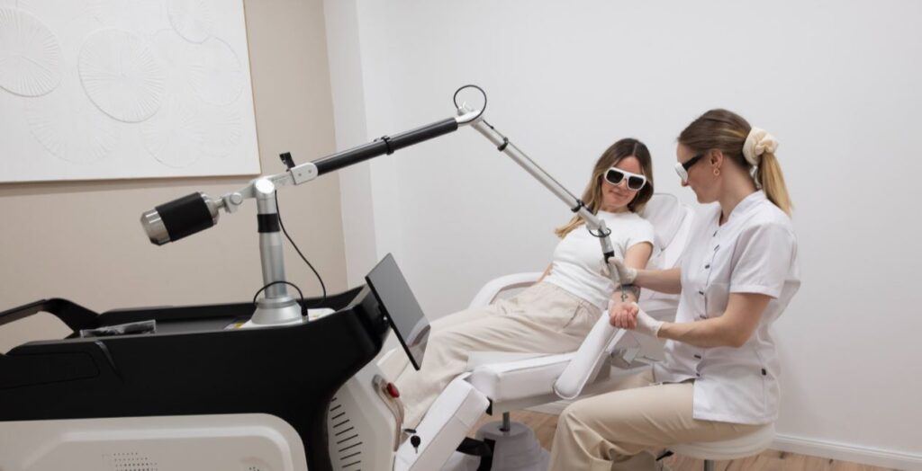 Pico-Laser Behandlung zur Tattooentfernung in Zürich – effektive und sichere Methode- TATTOO REMOVAL with picolaser in zürich