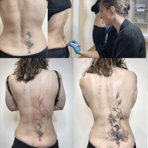 Vorher-Nachher-Vergleich eines Fineline-Blumenranken-Cover-ups auf dem Rücken, das ein altes Tattoo überdeckt. Zeigt den Designprozess und das elegante Endergebnis. fineline tattoos in zürich